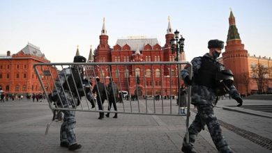 Photo of روسيا تتحدث عن “حل وسط” قائم على “حيادية” أوكرانيا.. وكييف ترفض