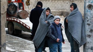 Photo of منكوبو حلب واللاذقية مشرّدون في الشوارع والحدائق.. والمساعدات بـ”القطارة”