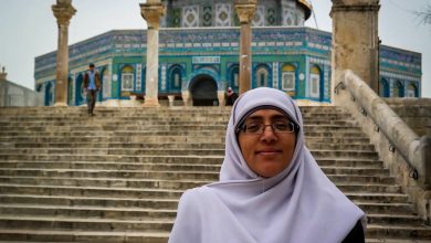 Photo of المرابطة خويص: مسؤوليتنا تكثيف التواجد في مصلى باب الرحمة وإعماره بكافة الوسائل