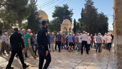 Photo of مستوطنون يقتحمون “الأقصى” بحراسة مشدَّدة