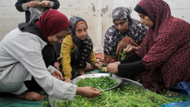 Photo of عادات رمضان في غزة هذا العام حال دونها واقع الحرب القاتم