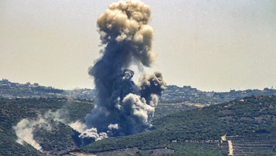 Photo of صافرات إنذار متلاحقة شمال البلاد وقصف متبادل بين إسرائيل وحزب الله