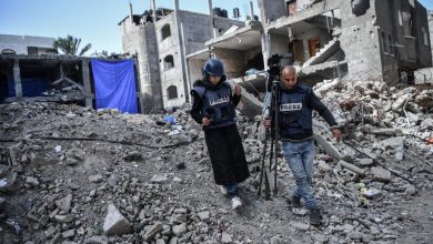 Photo of الصحافيون في غزة واستحالة العمل: صعوبات تقنية وحركة مقيّدة