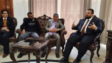 Photo of ناشطة من السويداء توجه انتقادات لاذعة خلال لقائها مع المحافظ.. وجدل واسع (شاهد)