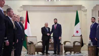 Photo of أولى زيارته لدمشق منذ 16 عاما… الشرع يستقبل عباس في سوريا